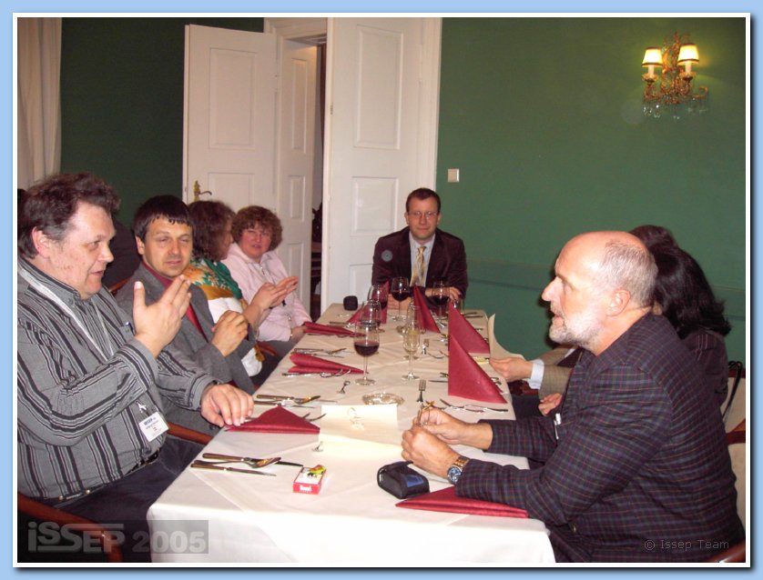 39_06Dinner